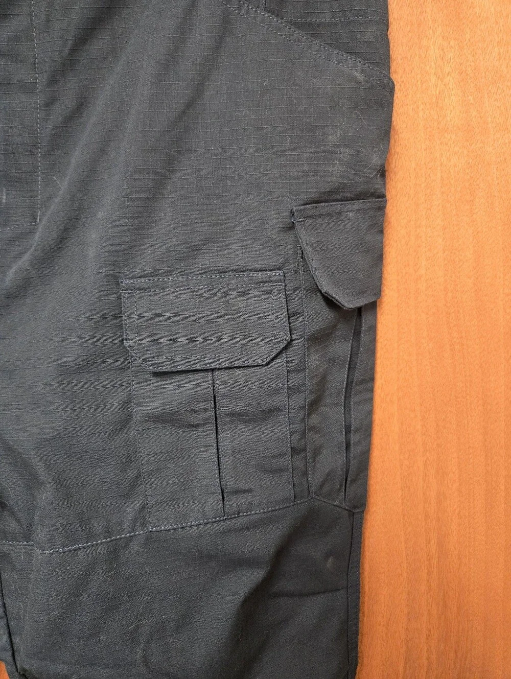 Men's Navy Cargo Pants with Multiple Utility Pockets